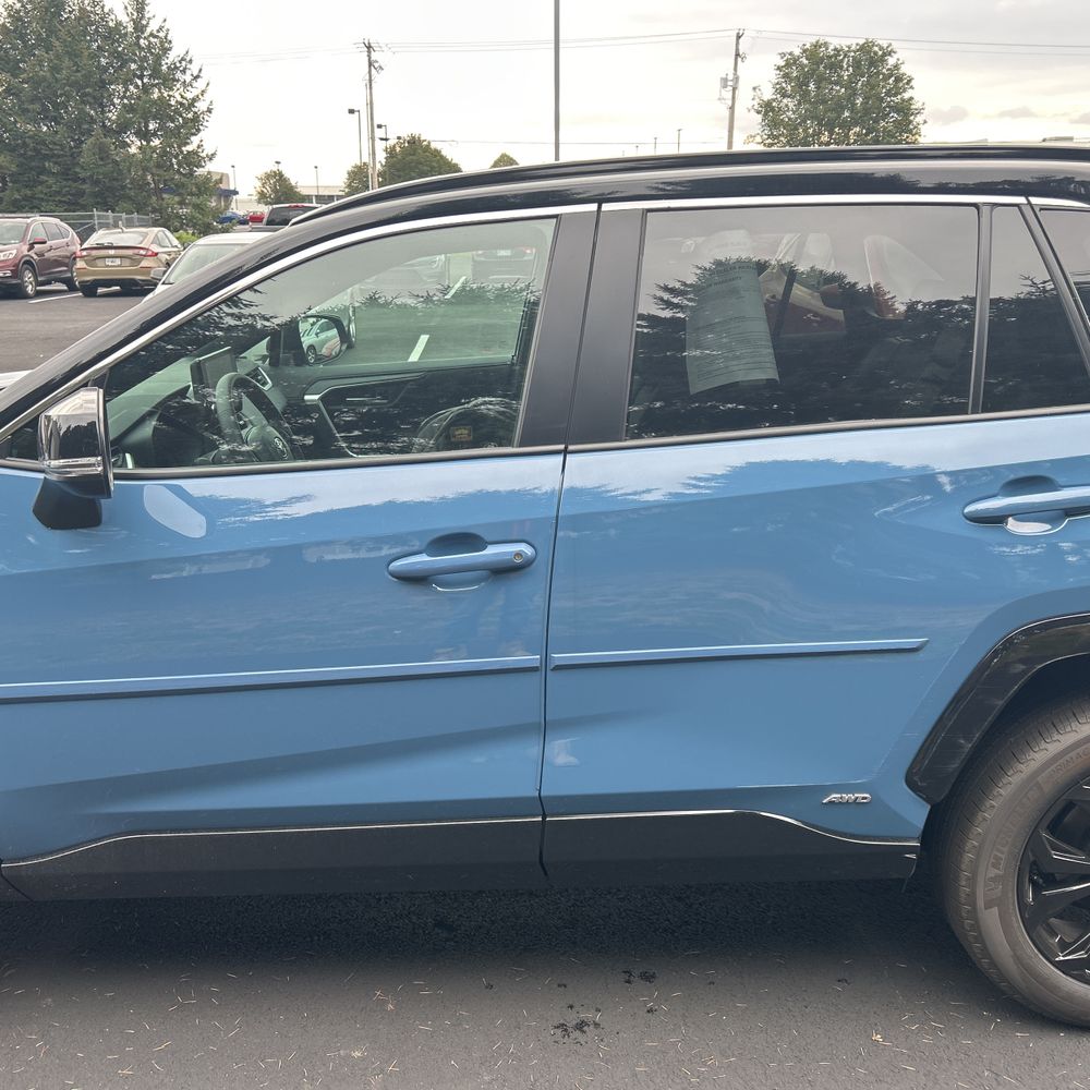 2025 Toyota RAV4 Hybrid XSE