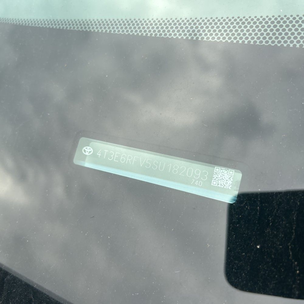 2025 Toyota RAV4 Hybrid XSE