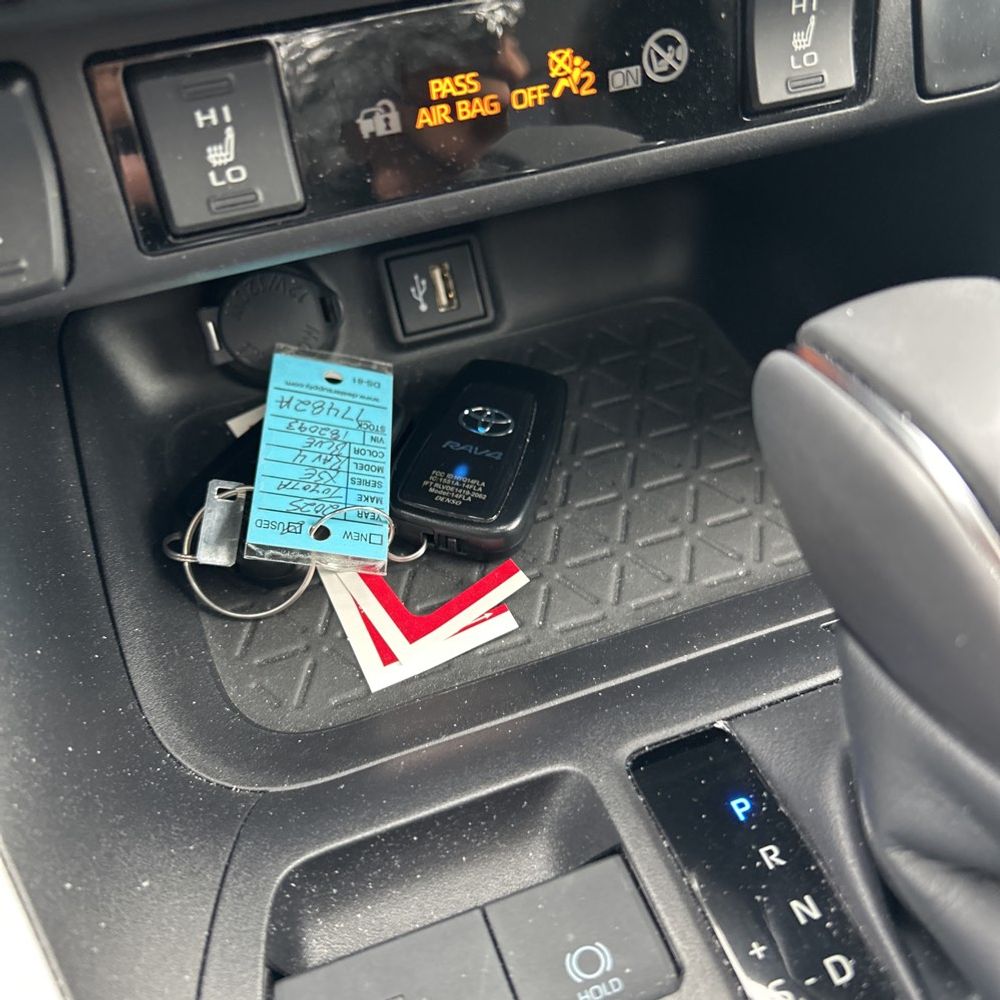 2025 Toyota RAV4 Hybrid XSE