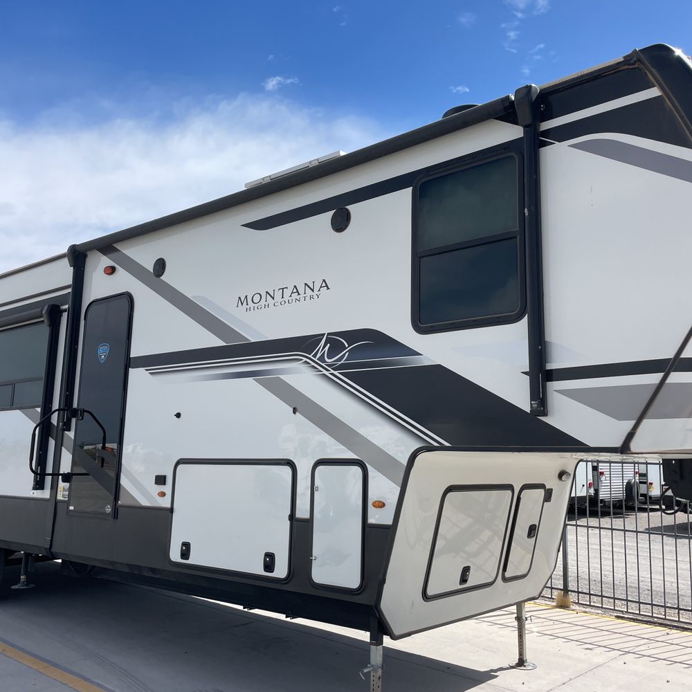 2024 Keystone Powersports Montana