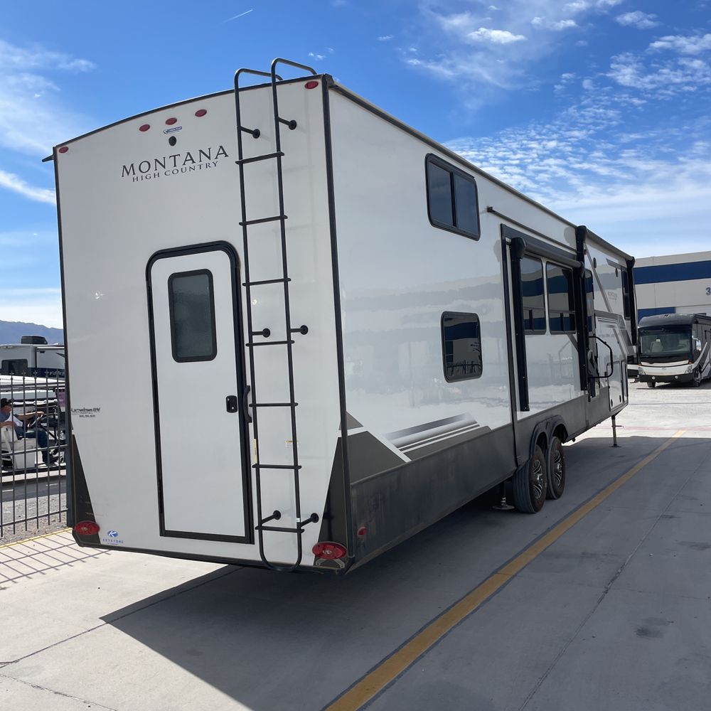 2024 Keystone Powersports Montana