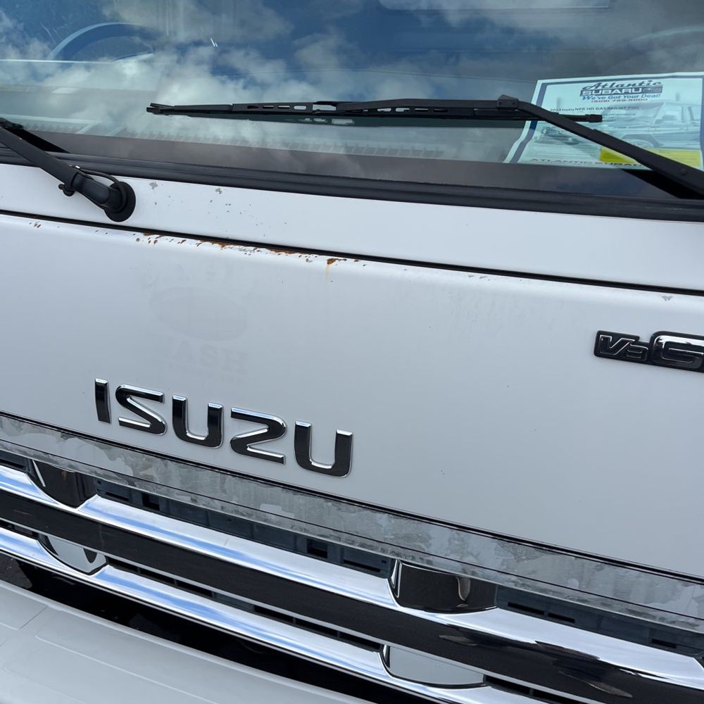 2013 Isuzu NPR HD Box Truck