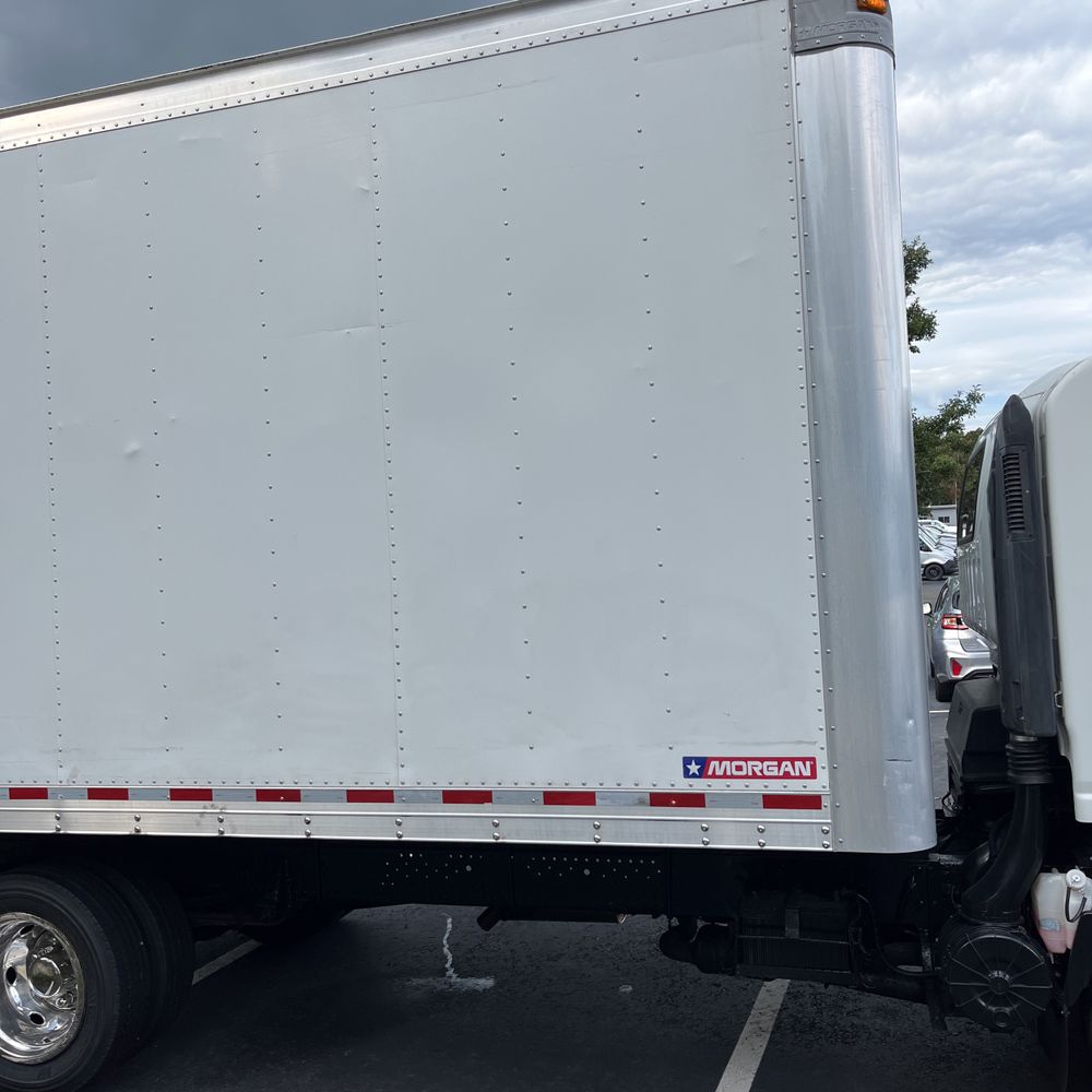 2013 Isuzu NPR HD Box Truck
