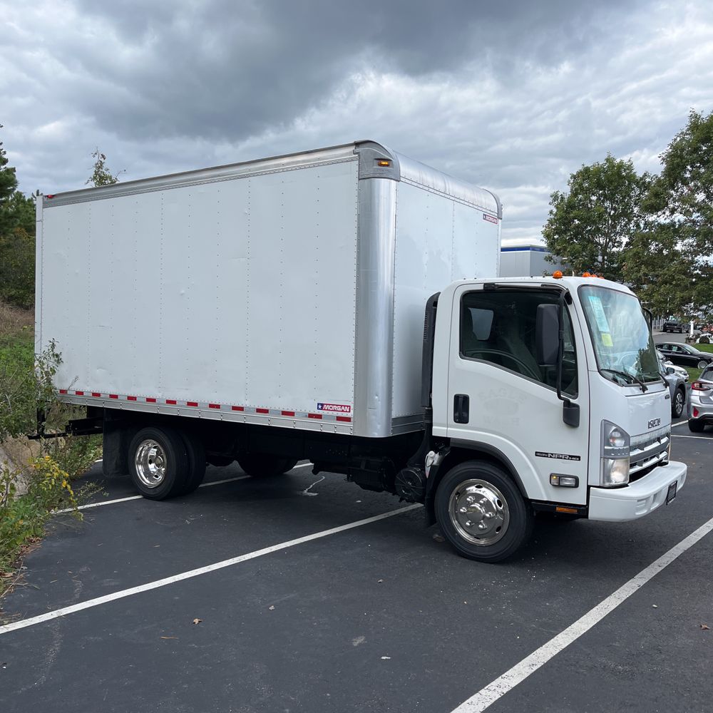 2013 Isuzu NPR HD Box Truck