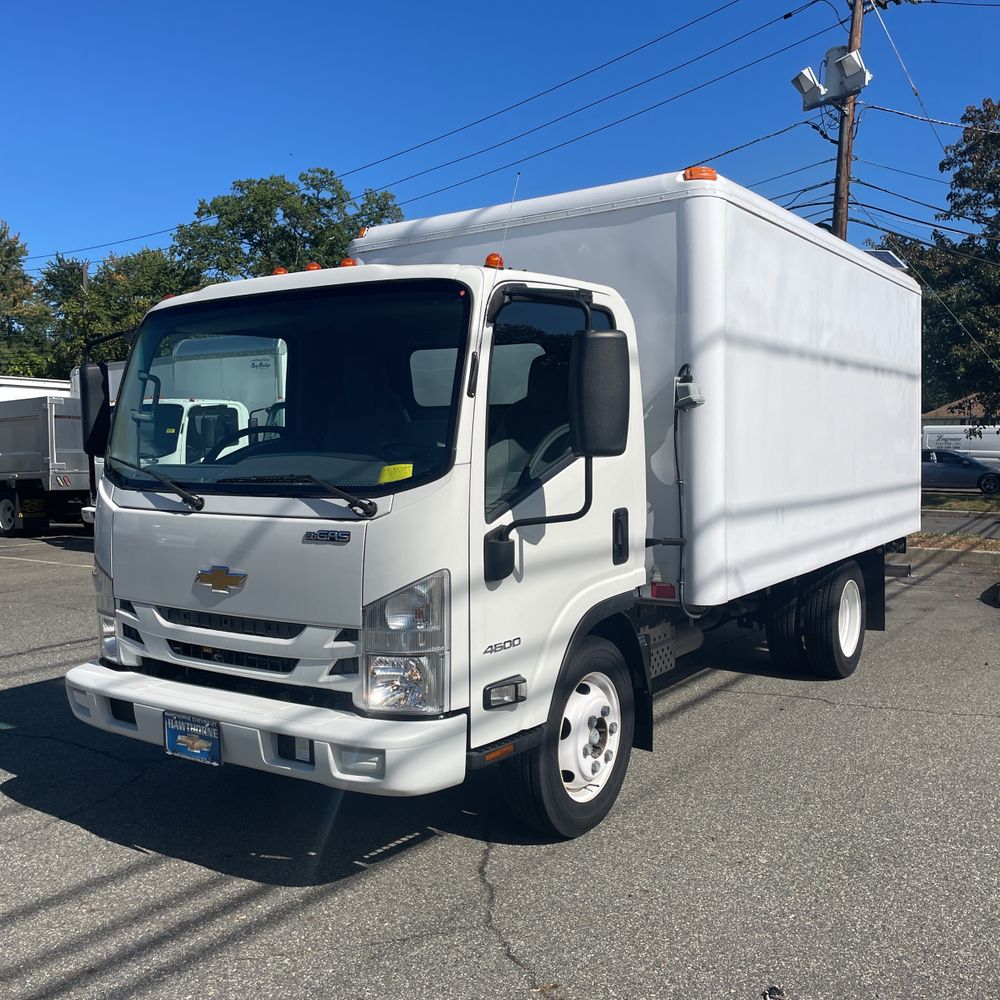 2022 Chevrolet Refrigerator box truck 4500