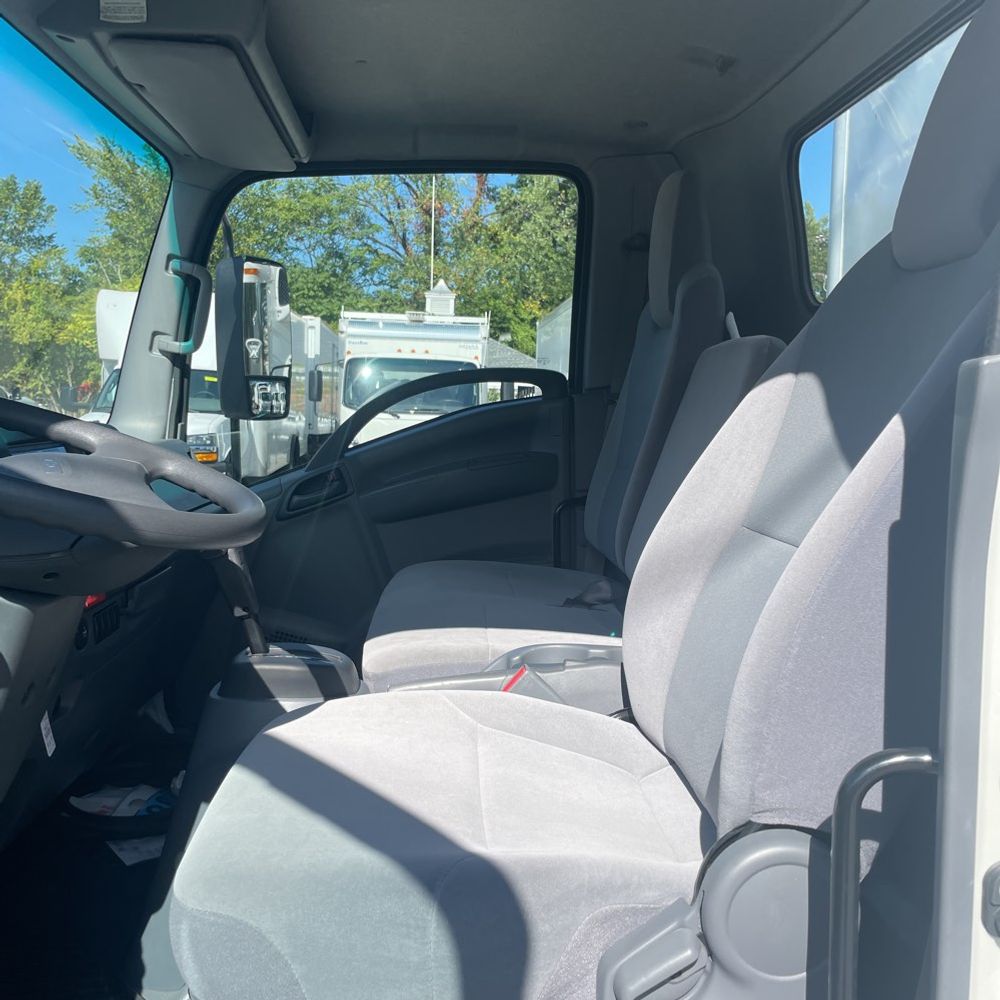 2022 Chevrolet Refrigerator box truck 4500