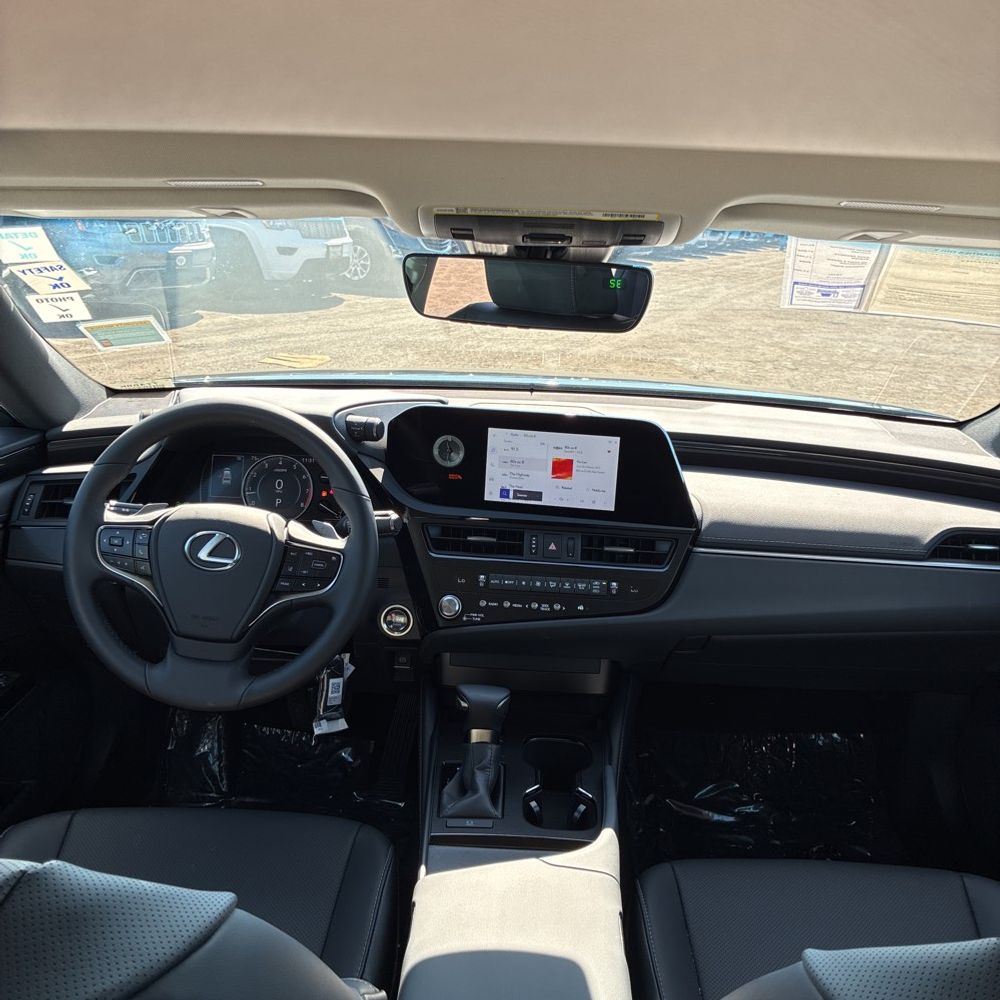 2025 Lexus ES 350 Base
