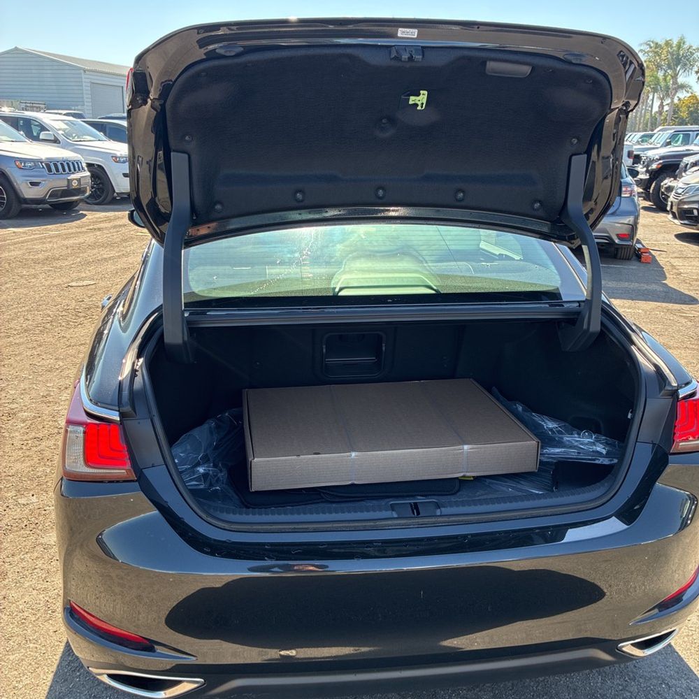 2025 Lexus ES 350 Base