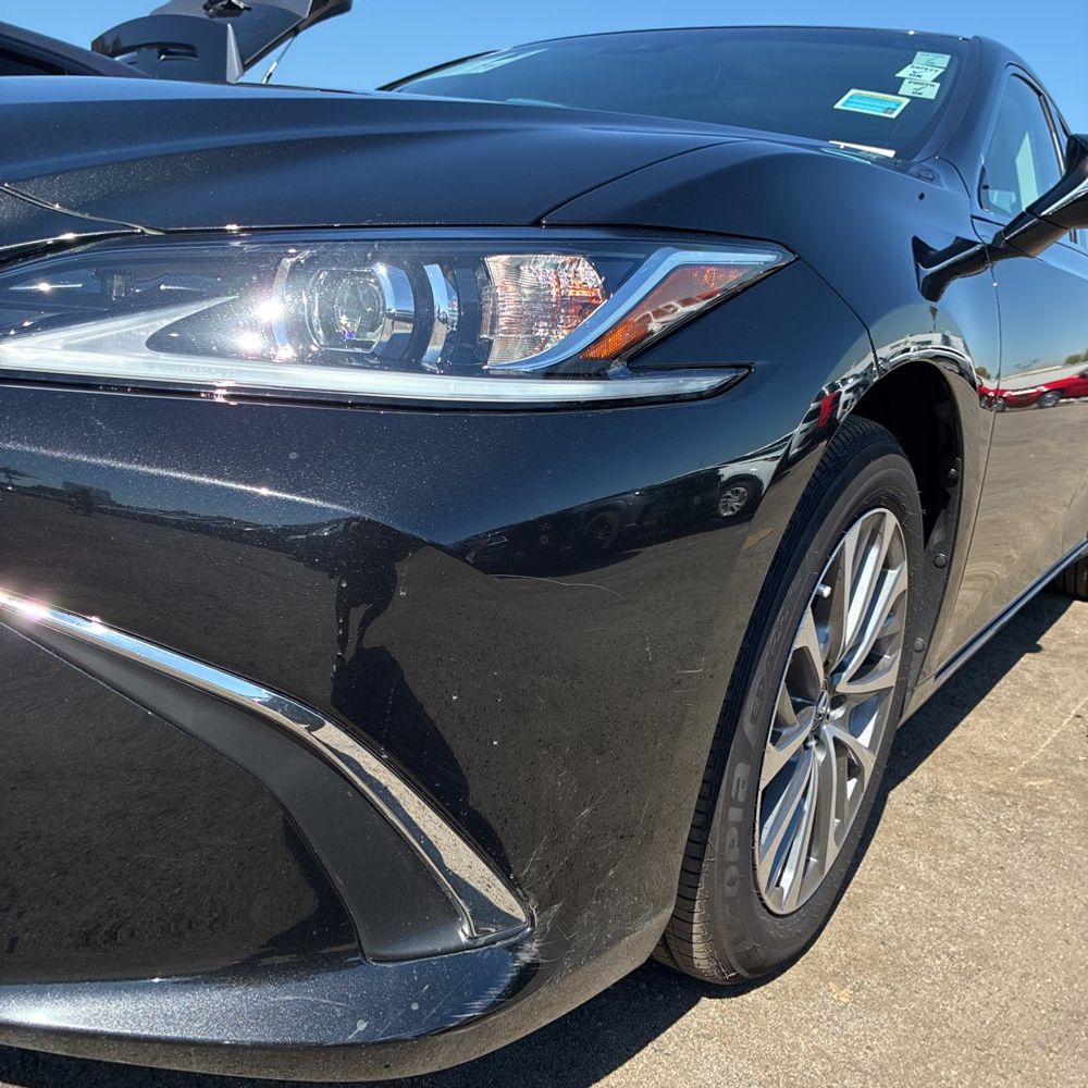 2025 Lexus ES 350 Base