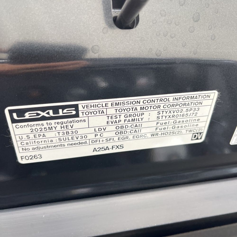 2025 Lexus ES 300h Base
