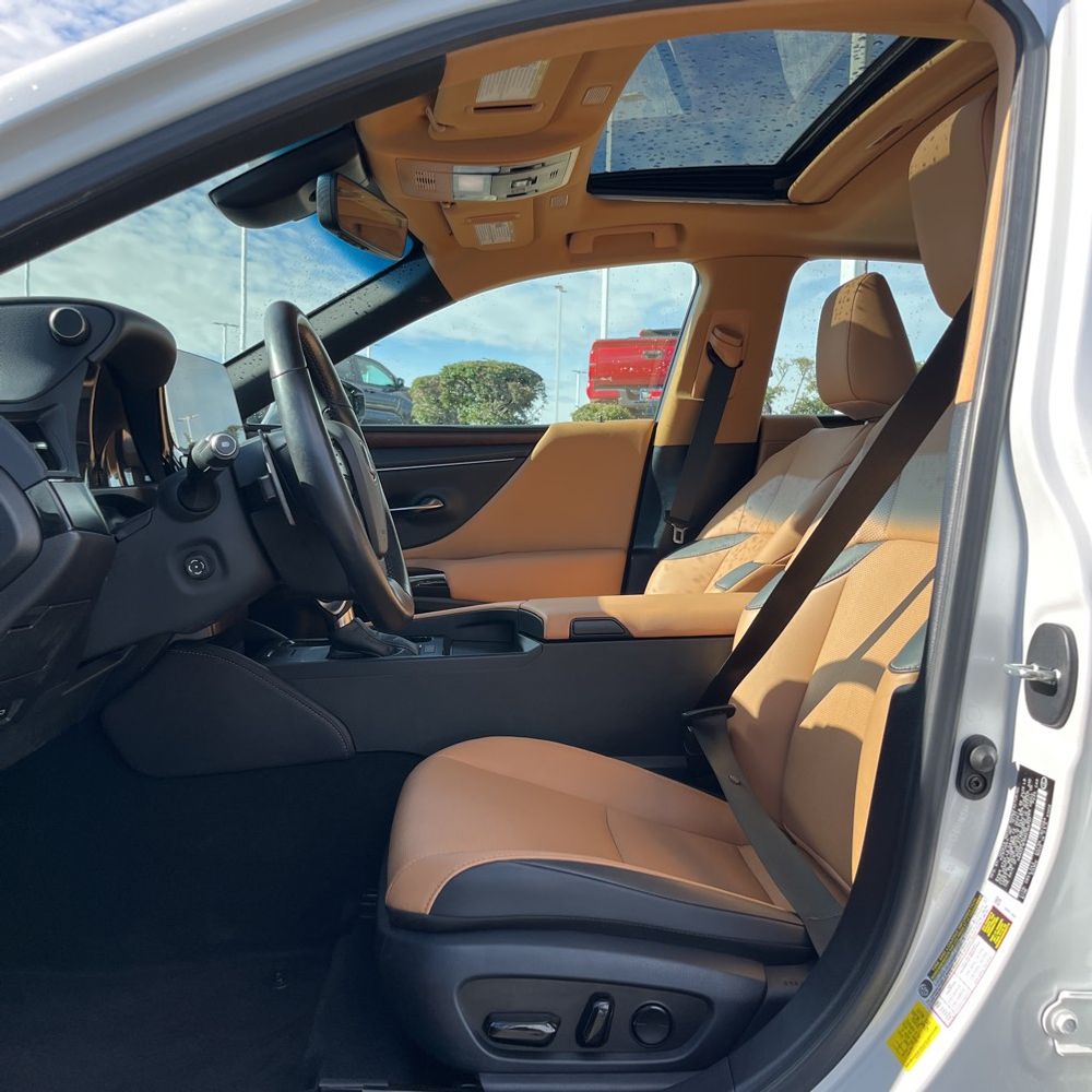 2024 Lexus ES 350 Base