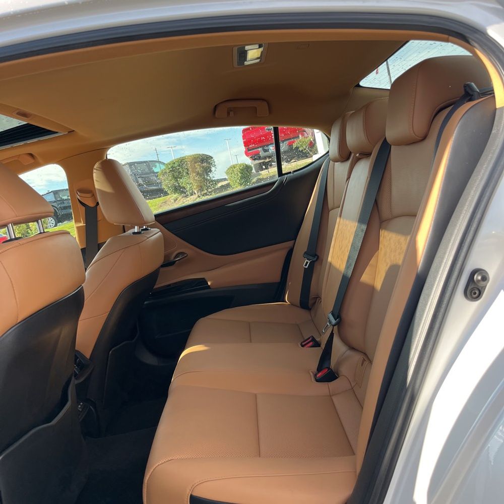 2024 Lexus ES 350 Base