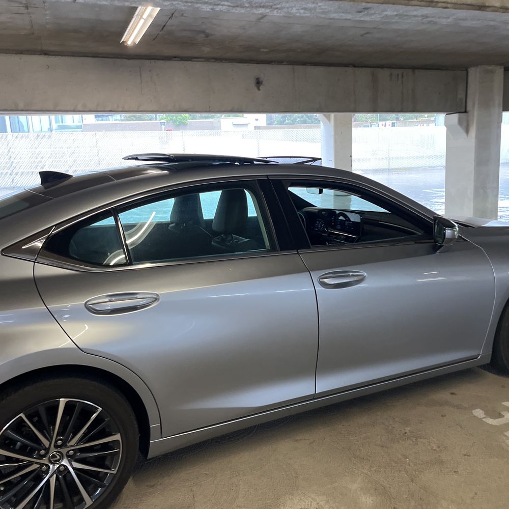 2024 Lexus ES 350 Base