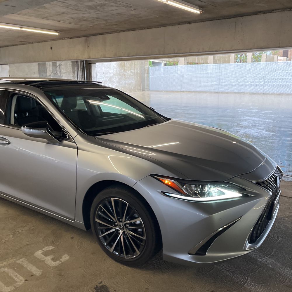 2024 Lexus ES 350 Base