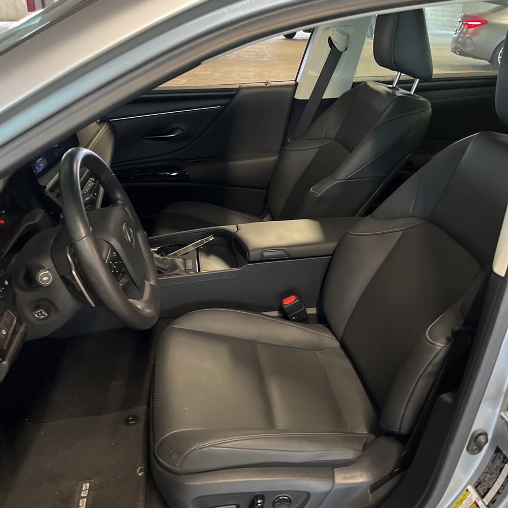 2024 Lexus ES 350 Base