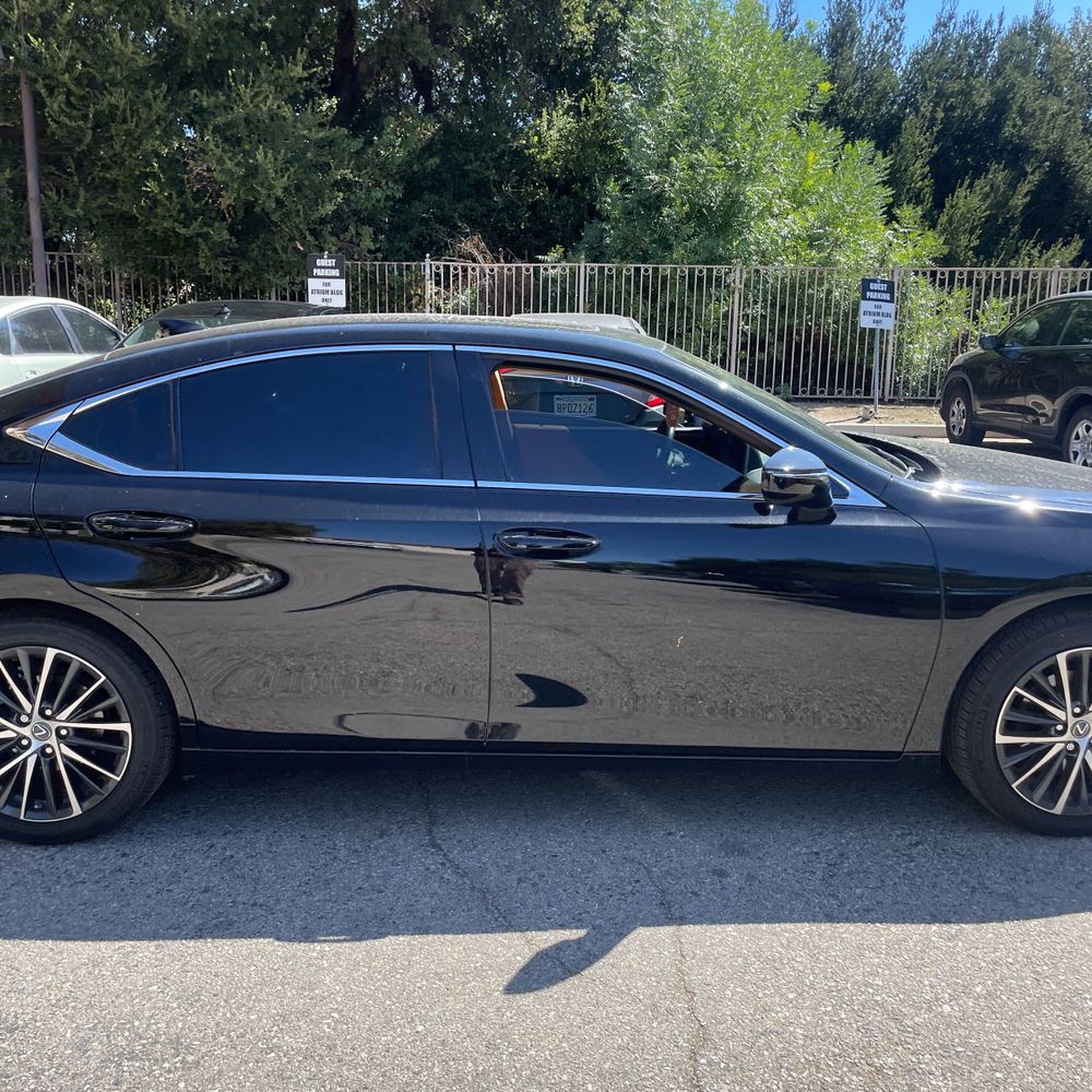 2025 Lexus ES 350 Base