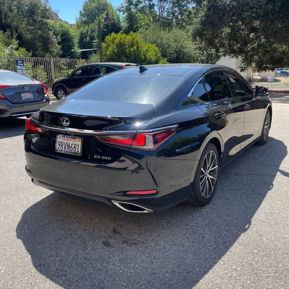 2025 Lexus ES 350 Base
