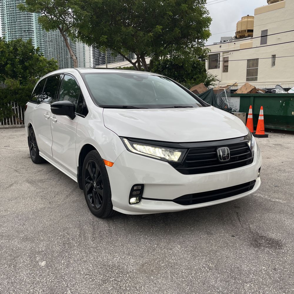 2024 Honda Odyssey Sport