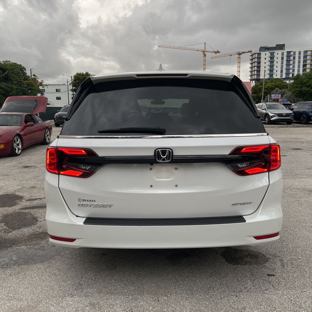 2024 Honda Odyssey Sport