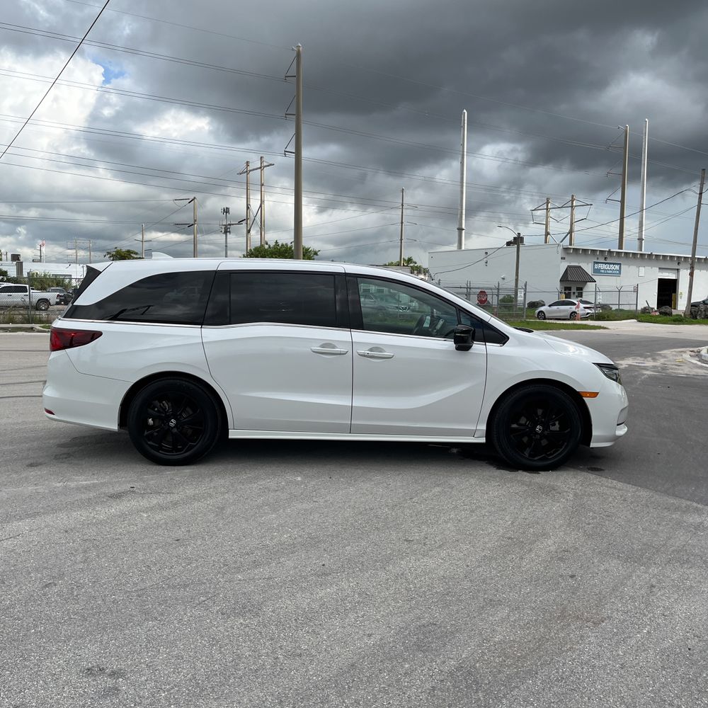 2023 Honda Odyssey Sport