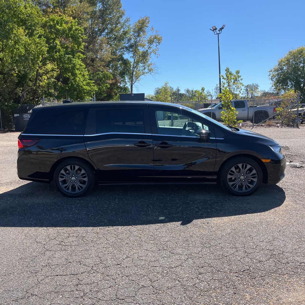 2025 Honda Odyssey Touring