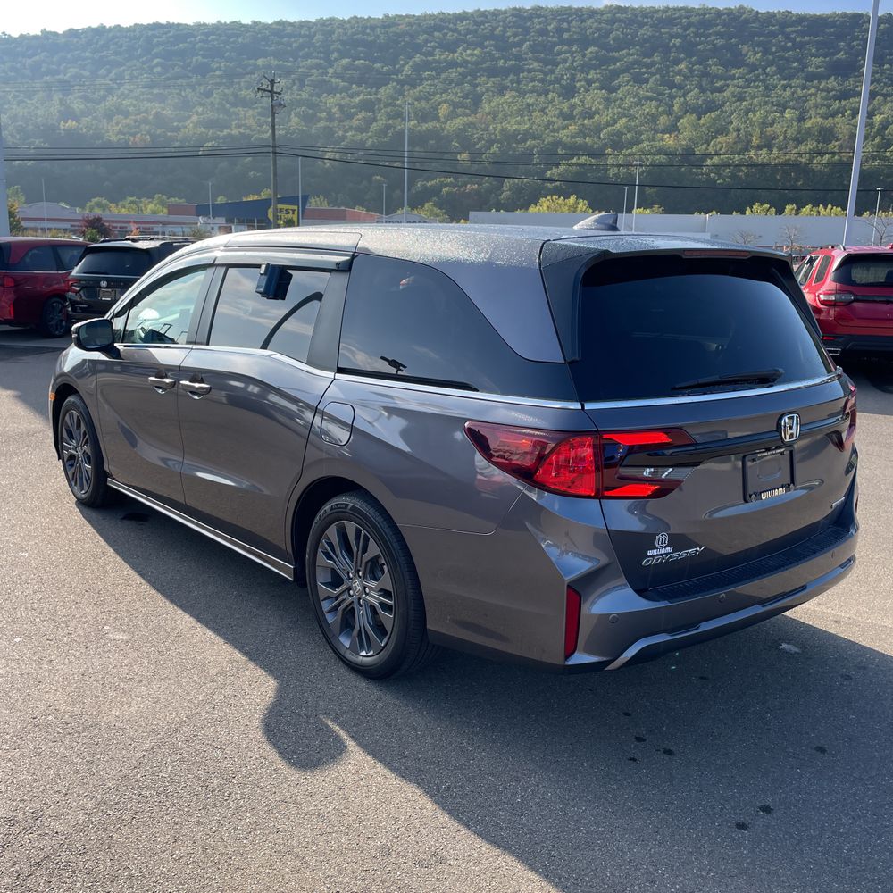 2025 Honda Odyssey Touring