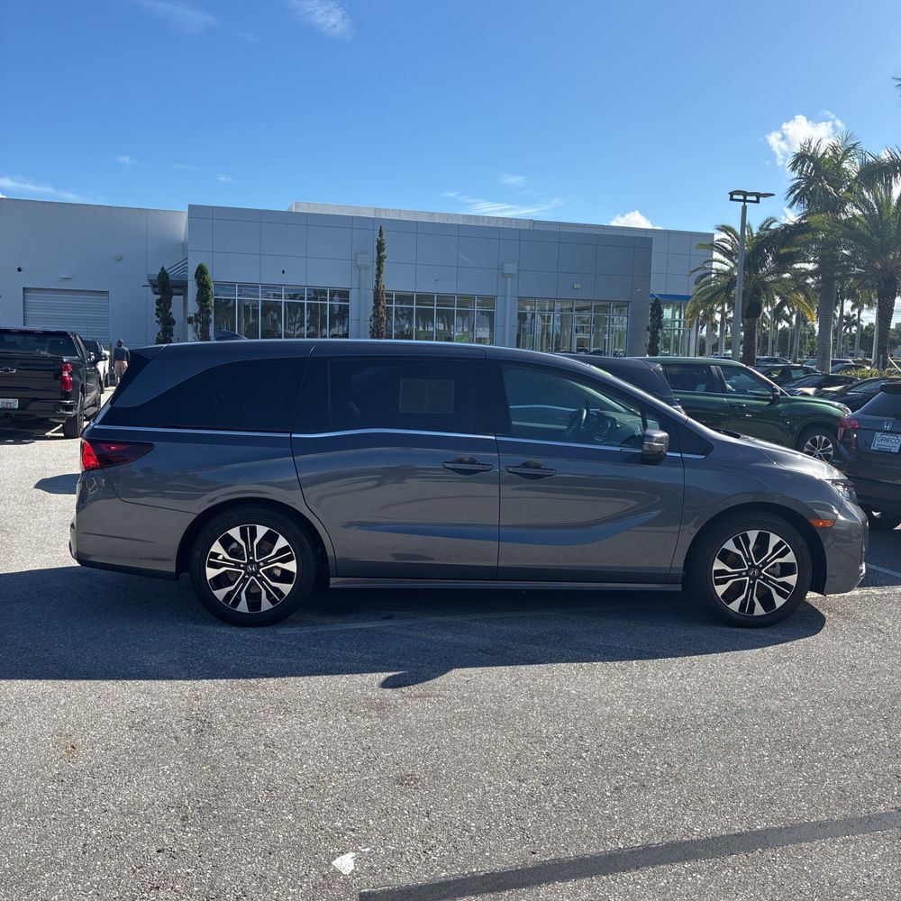 2025 Honda Odyssey Elite