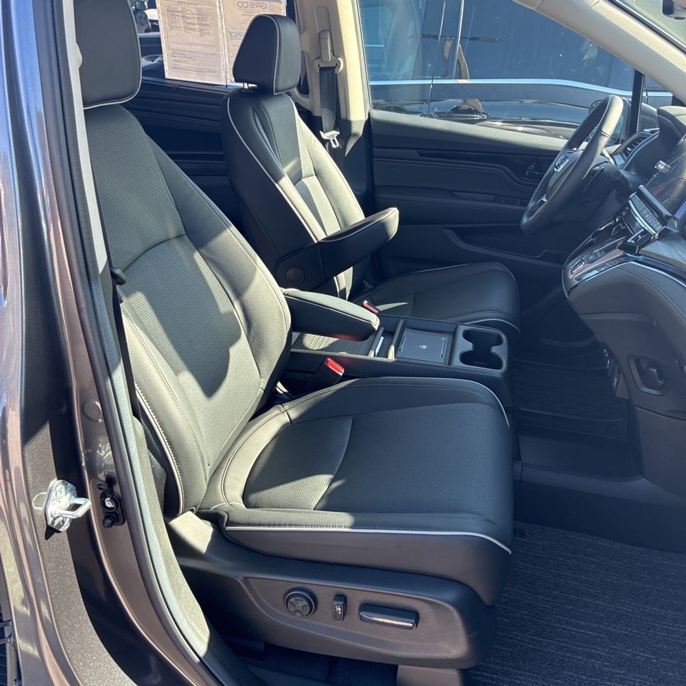 2025 Honda Odyssey Elite