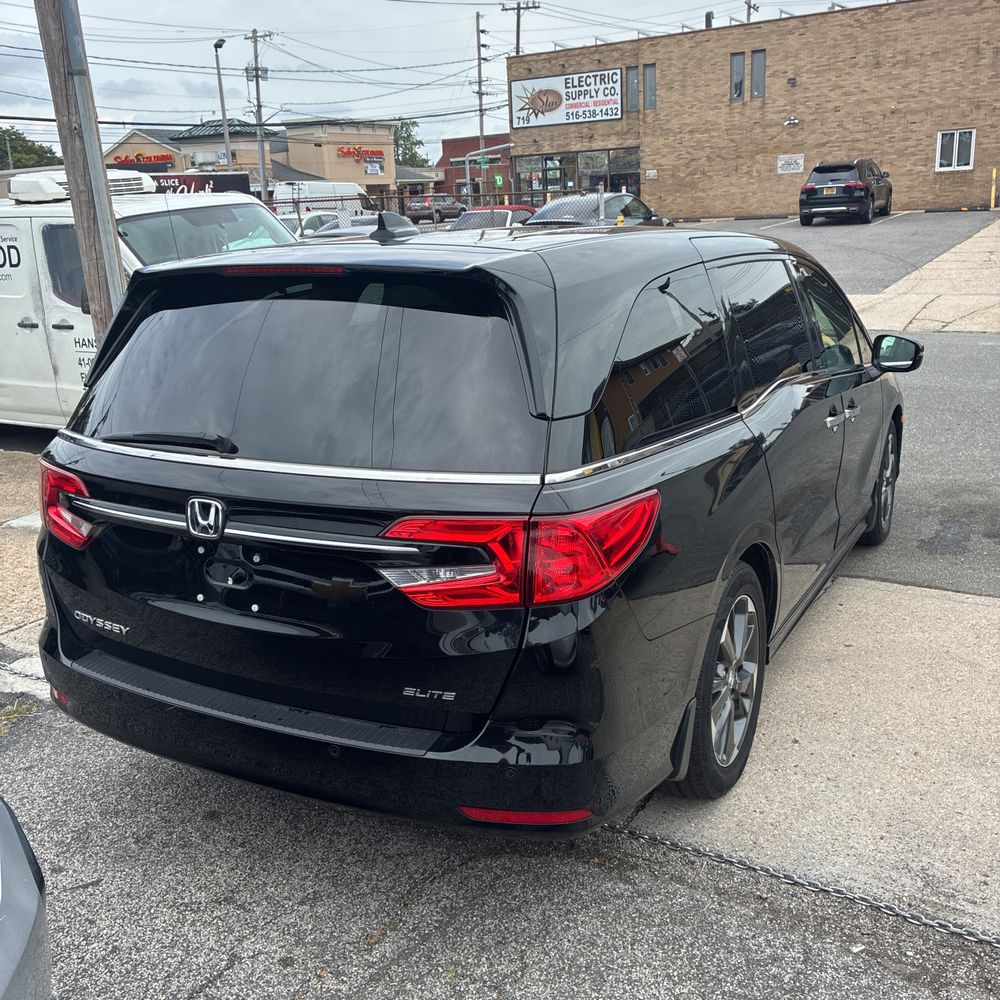 2023 Honda Odyssey Elite