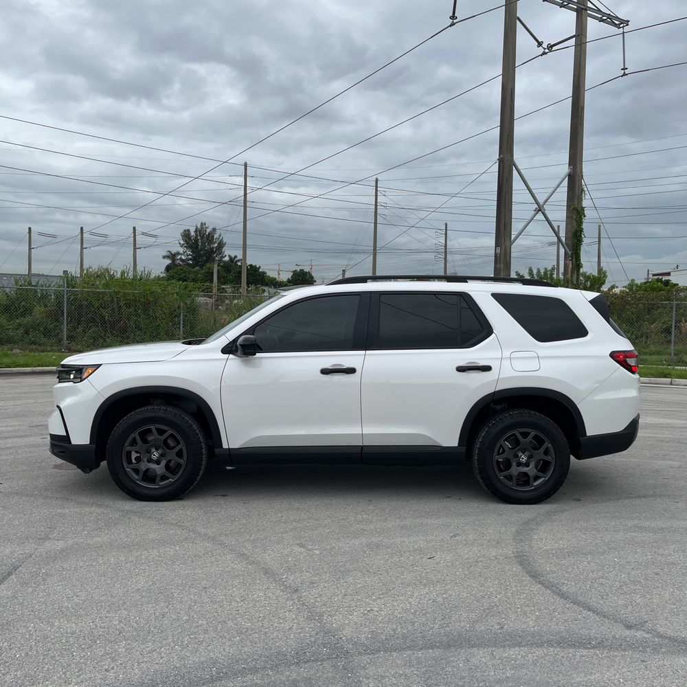 2023 Honda Pilot TrailSport