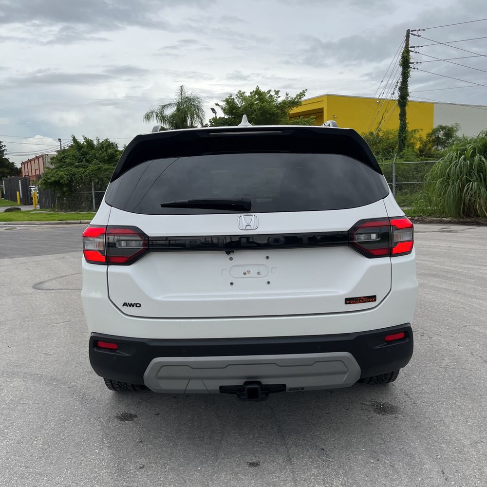 2023 Honda Pilot TrailSport