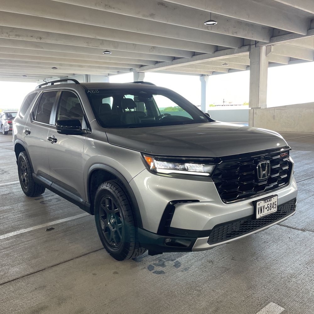 2023 Honda Pilot TrailSport