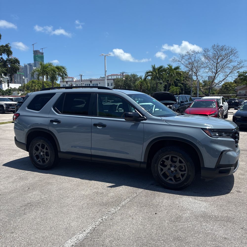 2023 Honda Pilot TrailSport