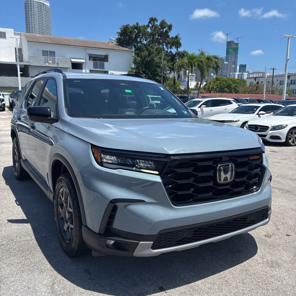 2023 Honda Pilot TrailSport