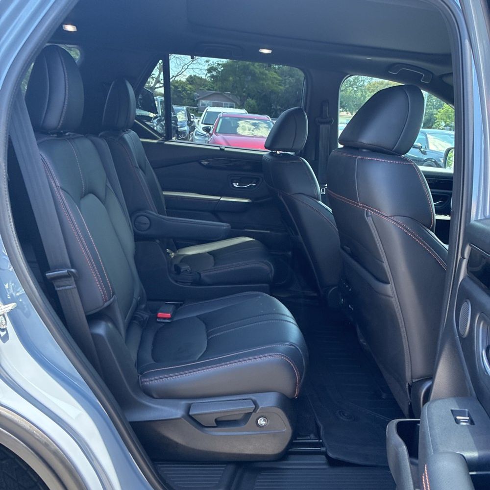 2023 Honda Pilot TrailSport