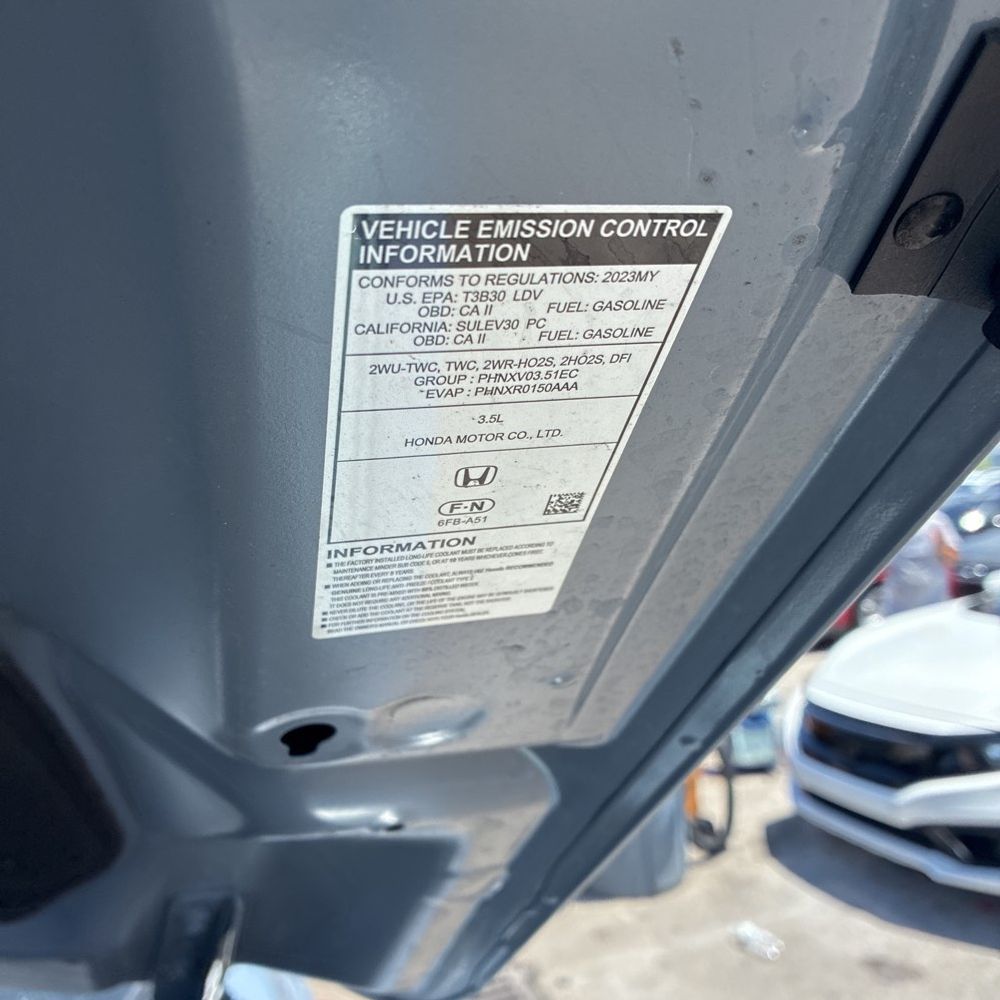 2023 Honda Pilot TrailSport