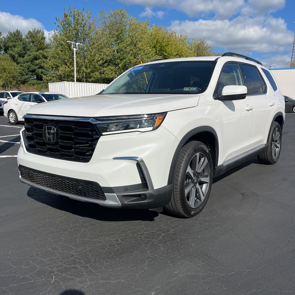 2023 Honda Pilot Touring