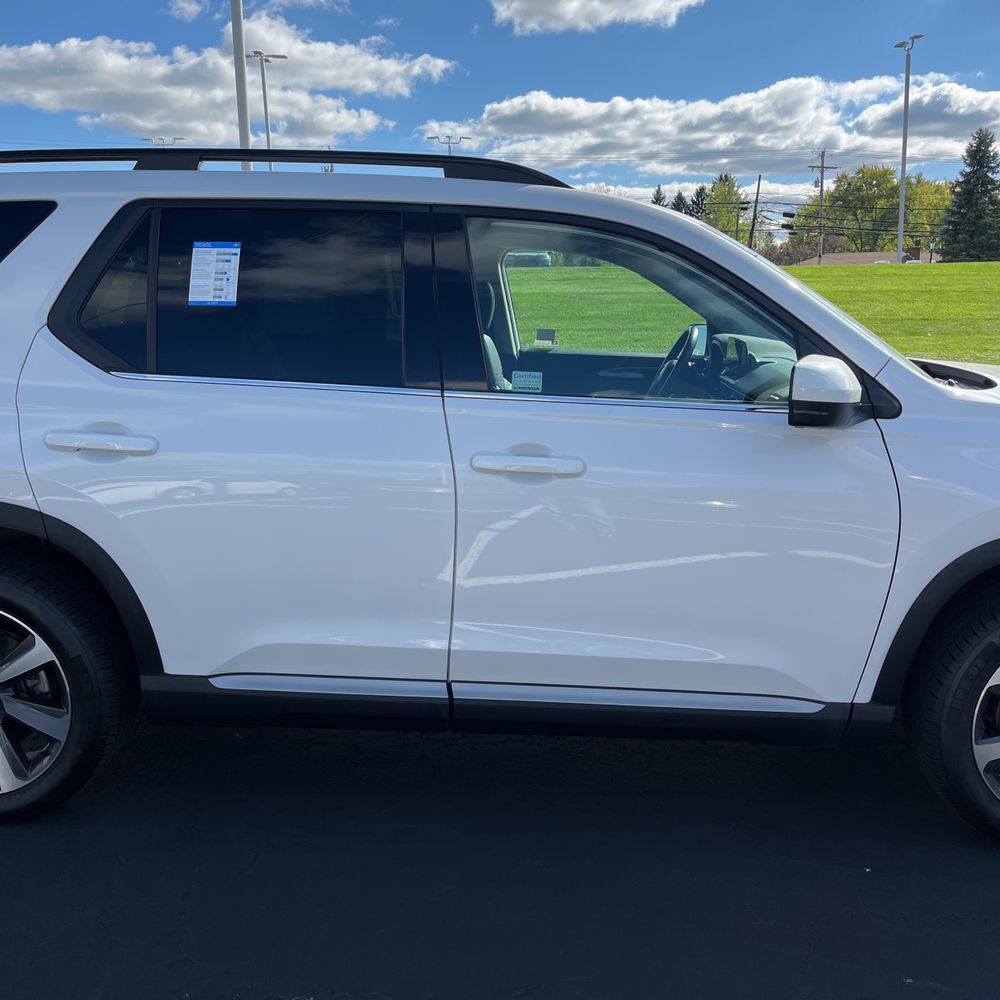 2023 Honda Pilot Touring