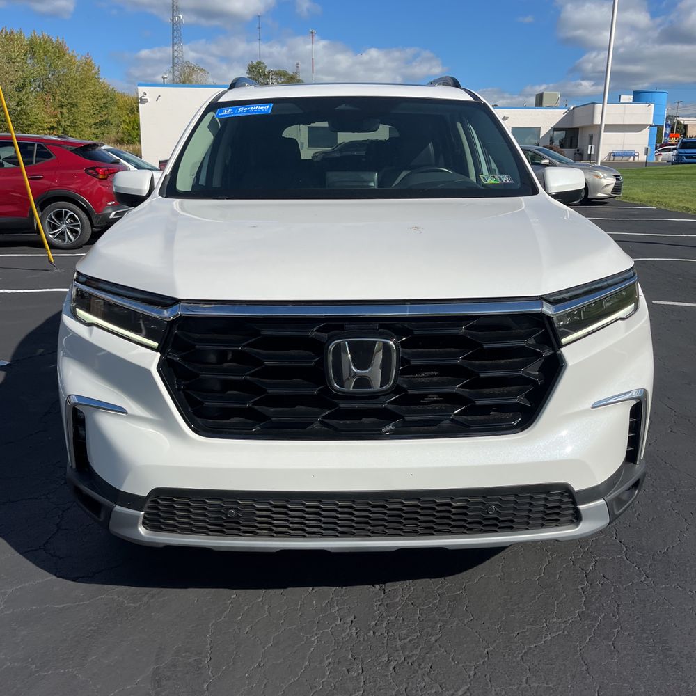 2023 Honda Pilot Touring