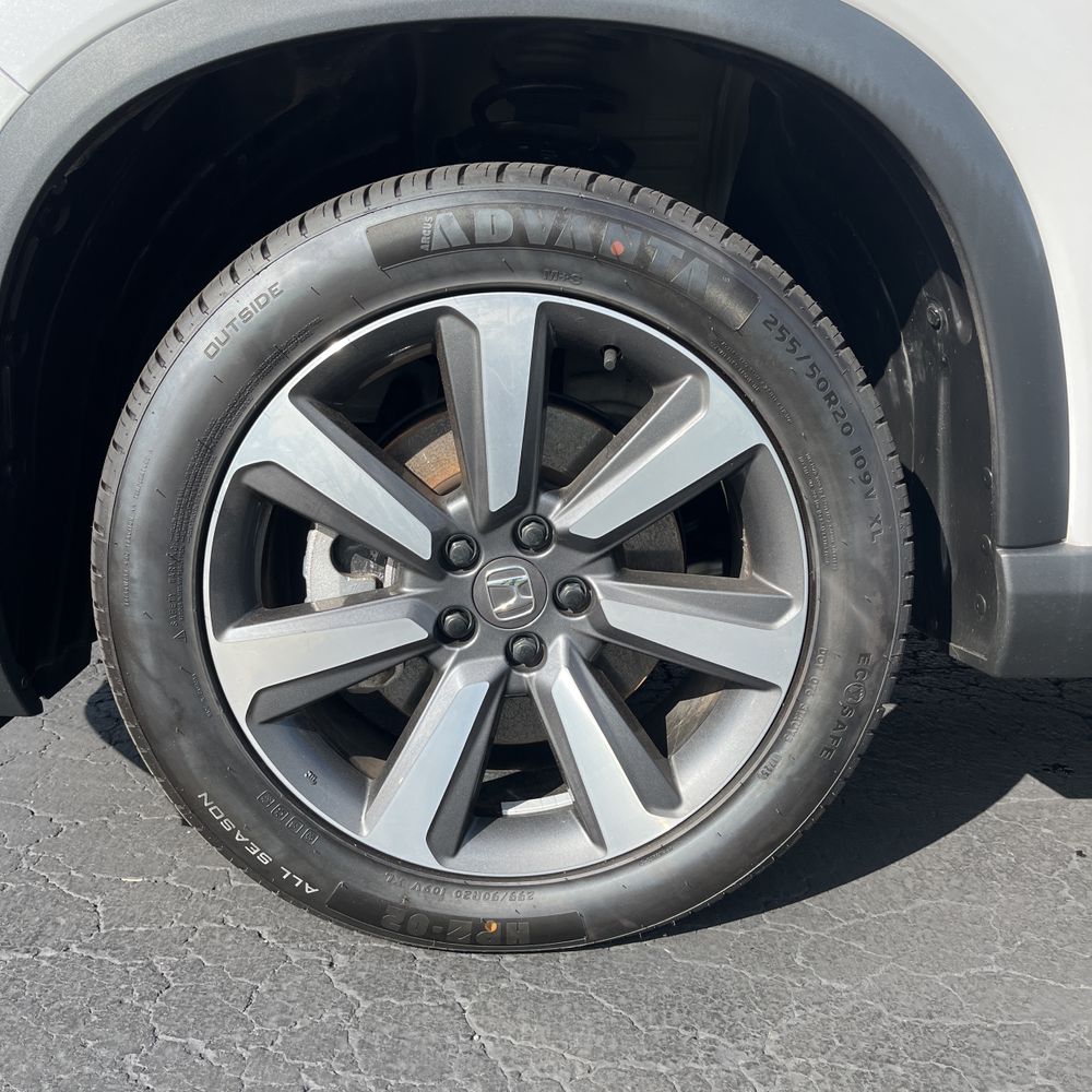 2023 Honda Pilot Touring