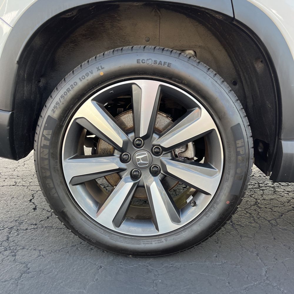 2023 Honda Pilot Touring
