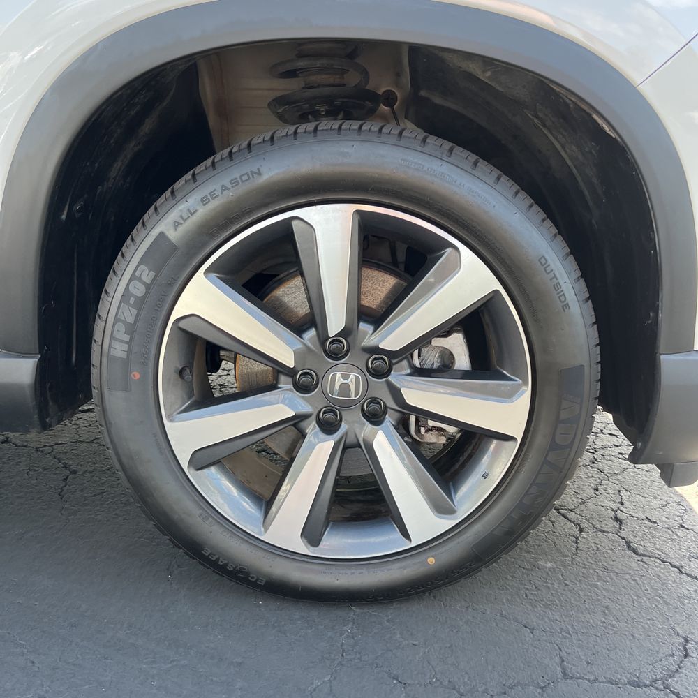 2023 Honda Pilot Touring
