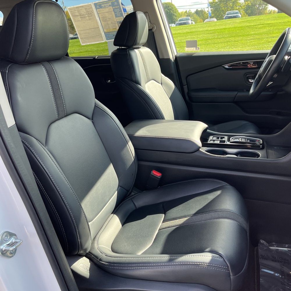 2023 Honda Pilot Touring