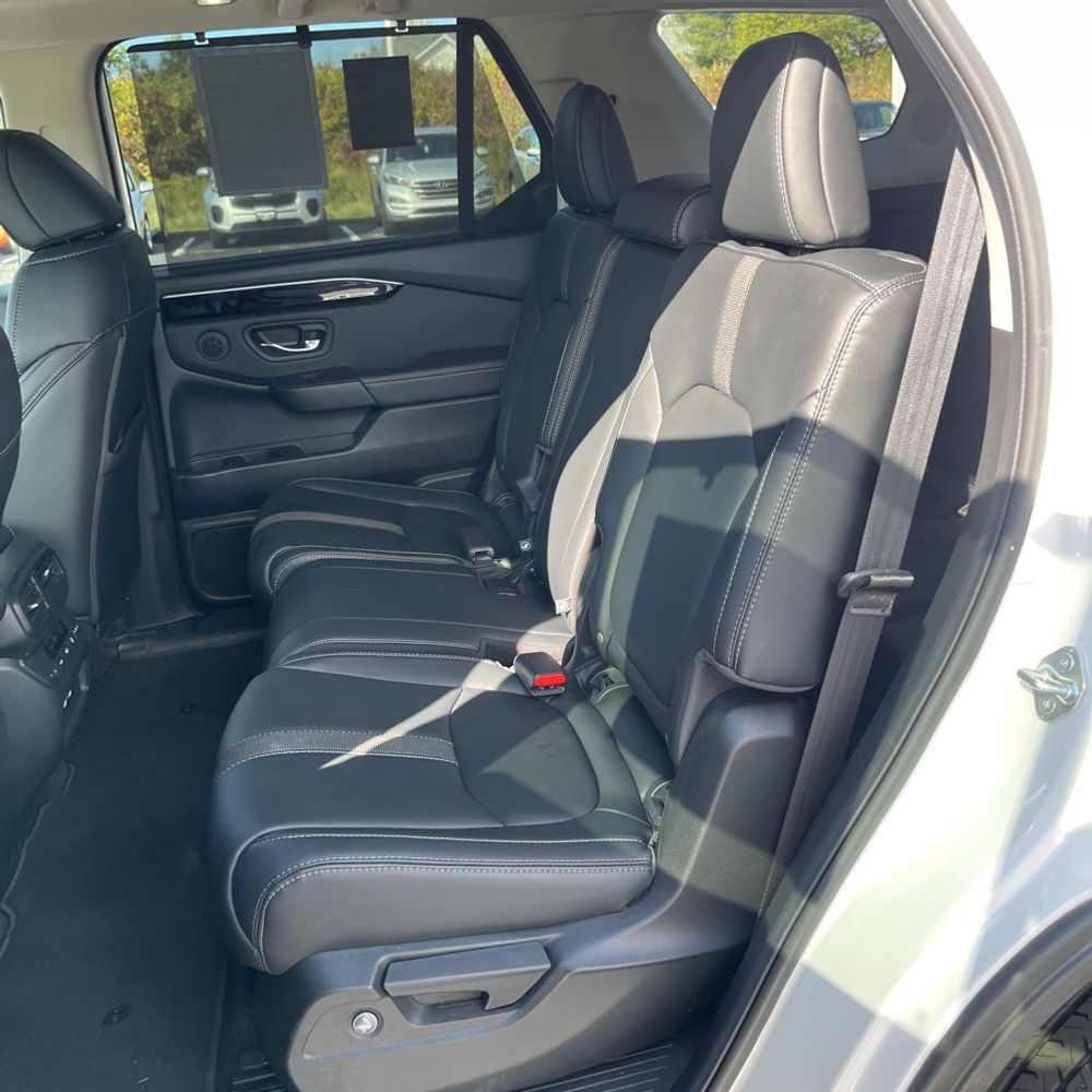 2023 Honda Pilot Touring