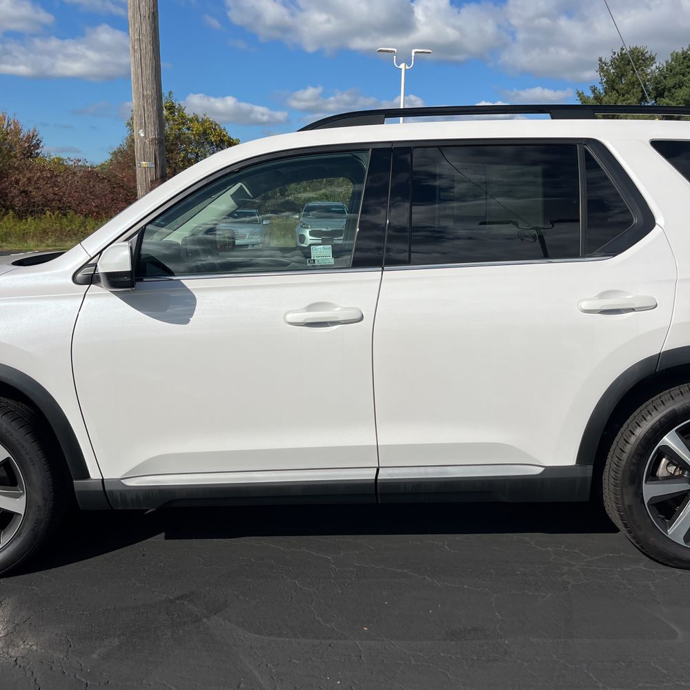2023 Honda Pilot Touring