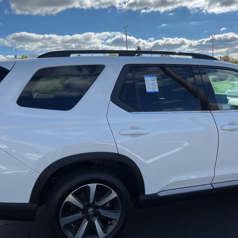 2023 Honda Pilot Touring