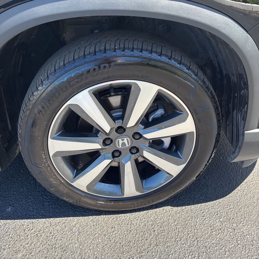 2025 Honda Pilot Touring