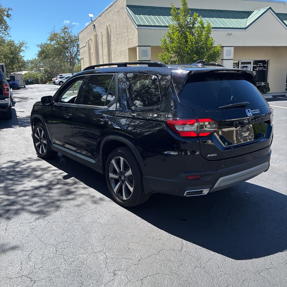 2025 Honda Pilot Touring