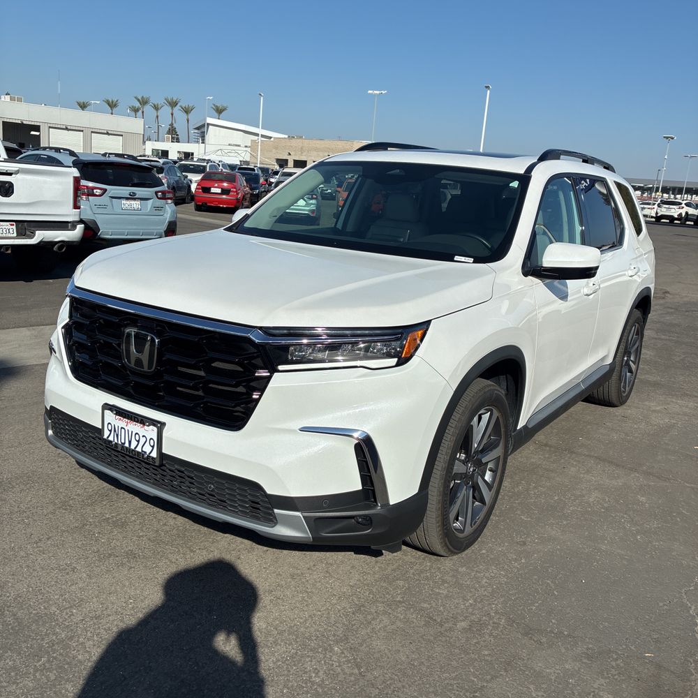 2025 Honda Pilot Touring
