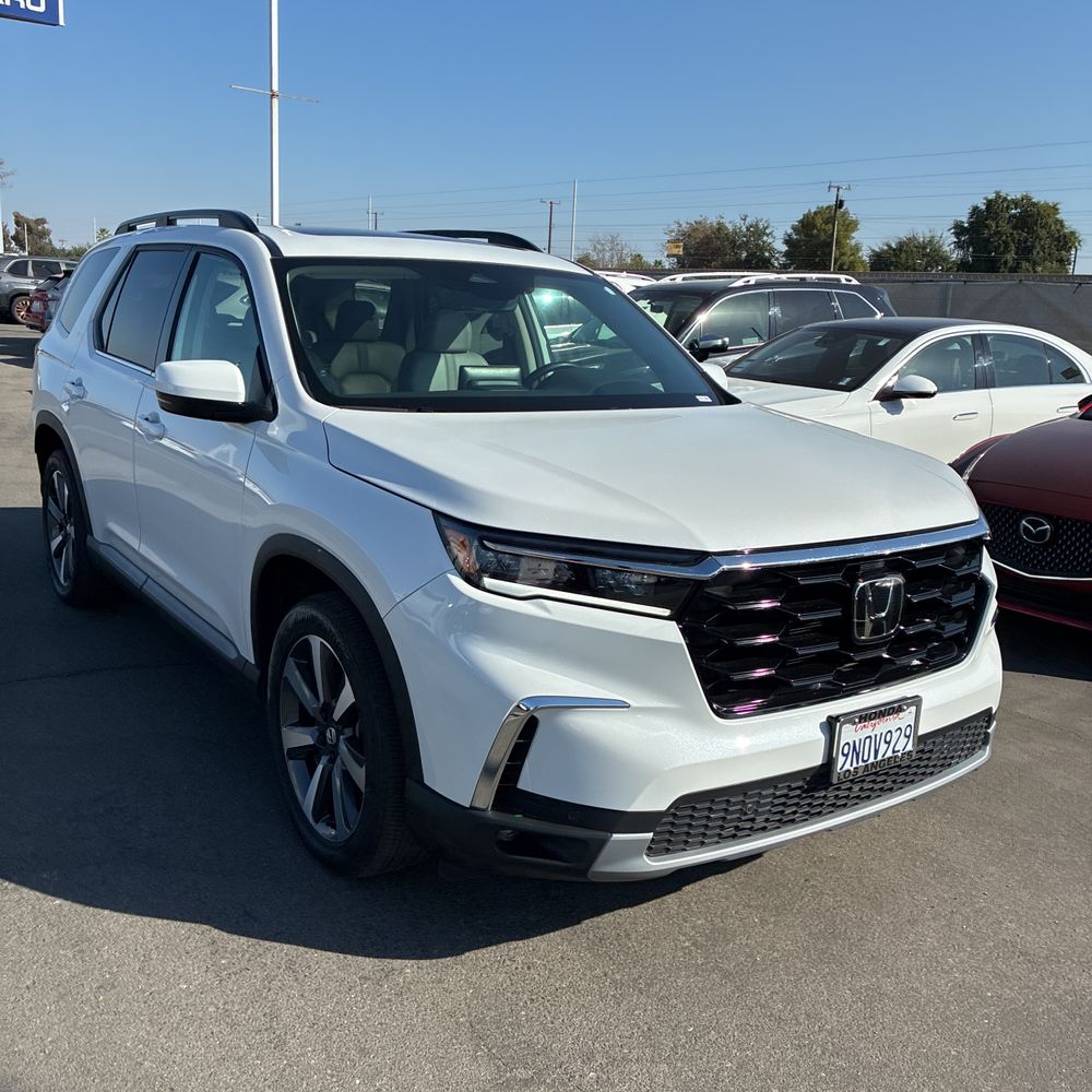 2025 Honda Pilot Touring